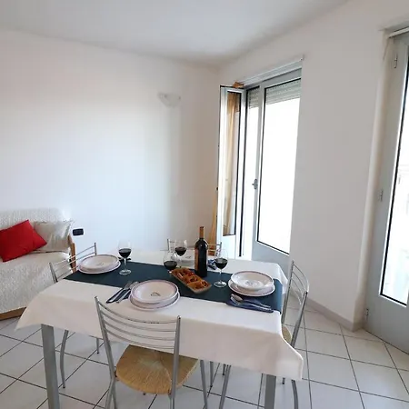 Casa Vanessa Modern One-bedroom With Sea View In *