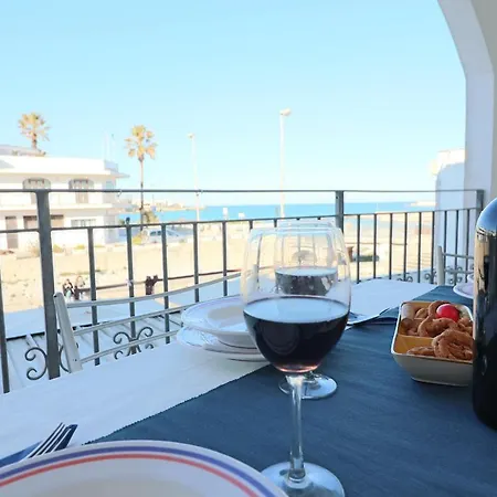 別荘 Casa Vanessa Modern One-bedroom With Sea View In