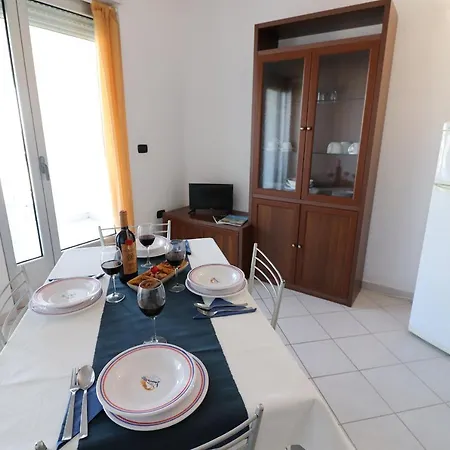 Casa Vanessa Modern One-bedroom With Sea View In *