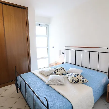 Casa Vanessa Modern One-bedroom With Sea View In *